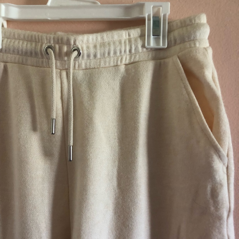 New Cream Sweatpants!